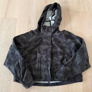 lululemon rain chaser jacket